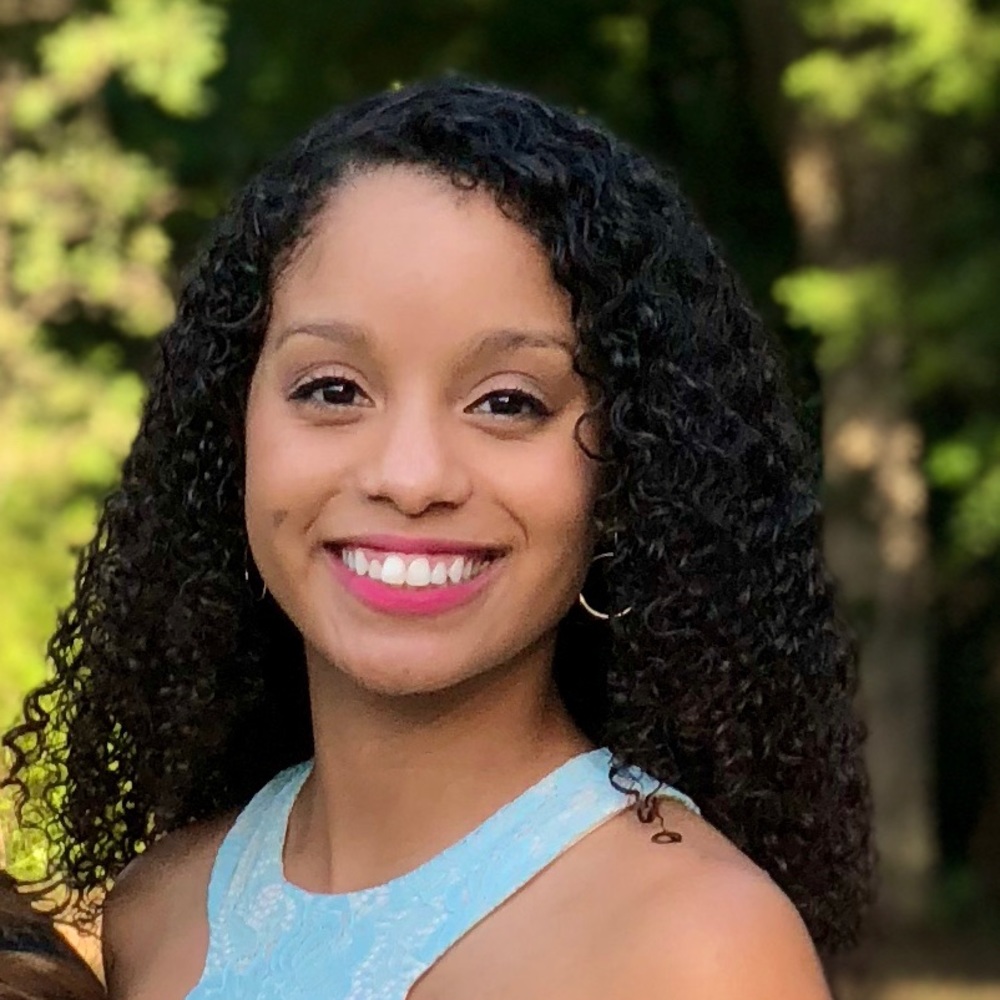 Meet your Posher, Monika